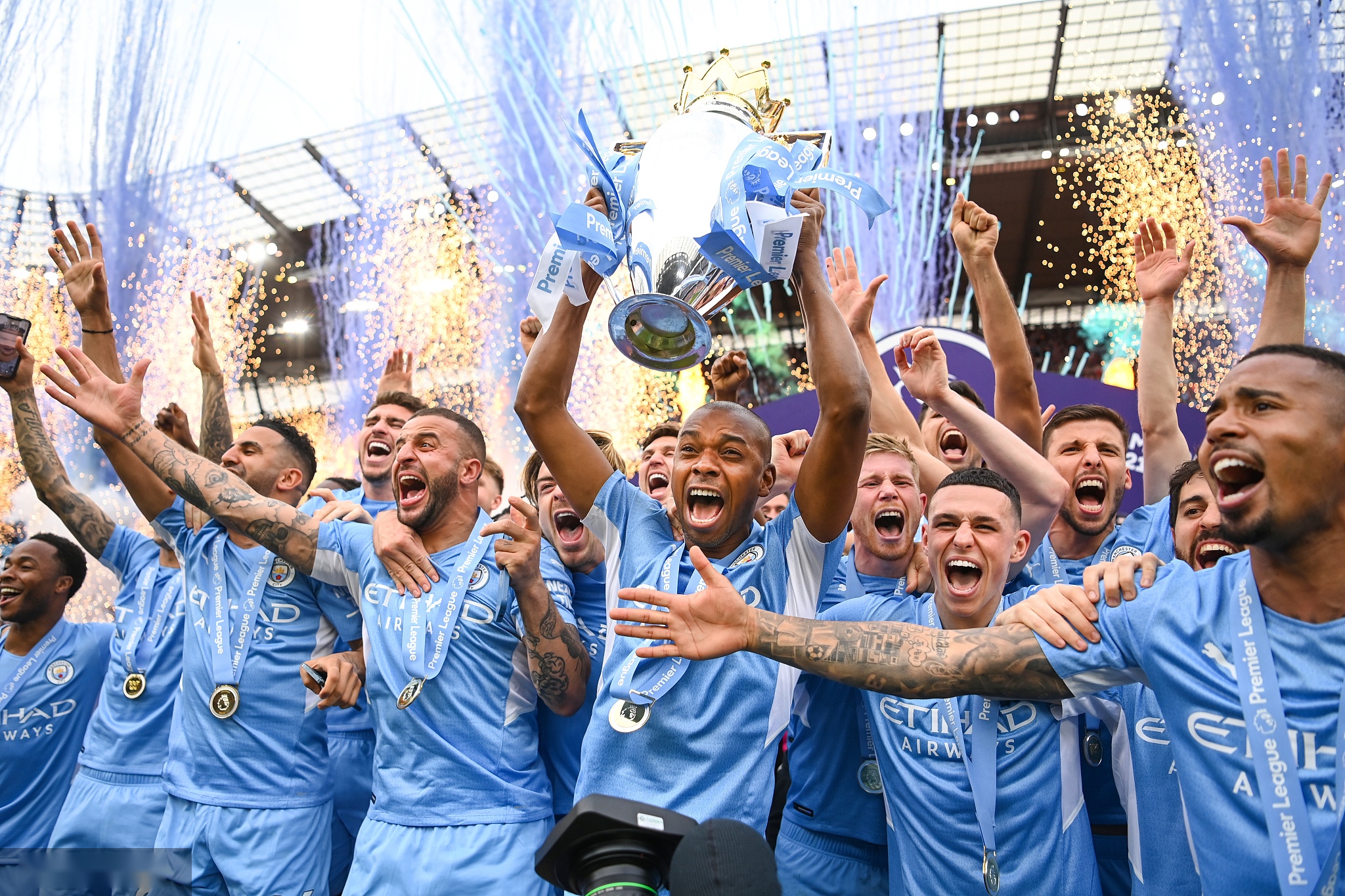 短期成就而 短期成就而